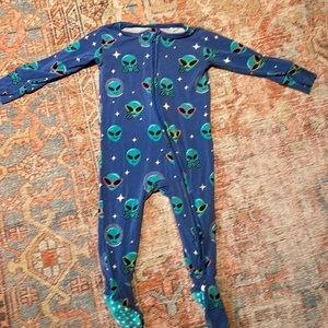 Posh Peanut Alien Sleeper